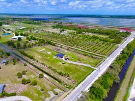 20365 Marie Ct in Loxahatchee, FL - Building Photo