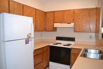 739 Manitou Blvd in Colorado Springs, CO - Building Photo - Building Photo