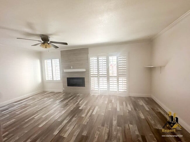 3605 Larchmont Square Ln in Sacramento, CA - Building Photo - Building Photo