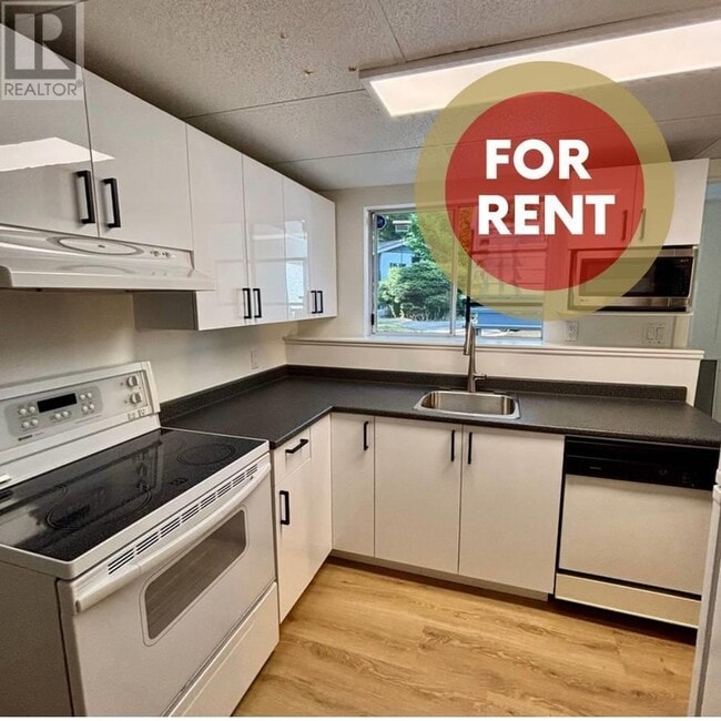 property at 1392 Chamberlain Dr