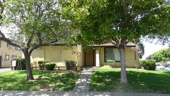 1117 Seabreeze Way in Lompoc, CA - Building Photo