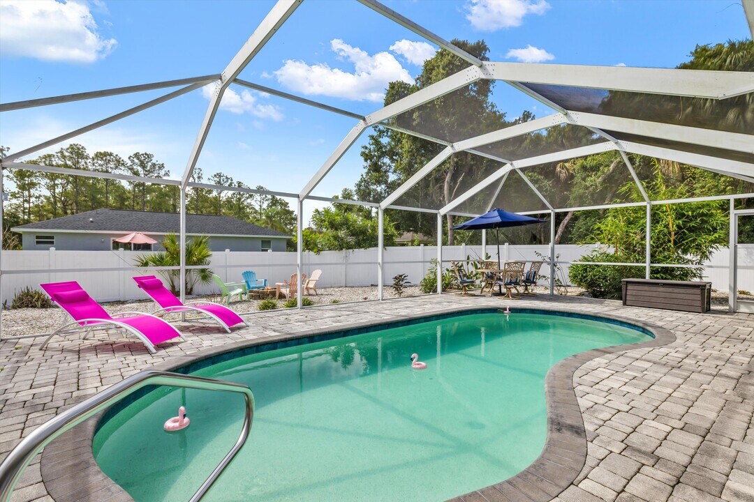 4040 S Cranberry Blvd in North Port, FL - Building Photo