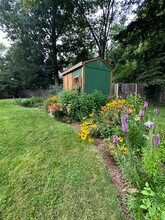 7 Yandow Dr in South Burlington, VT - Building Photo - Building Photo