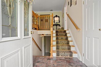 15 Silwen Ln in Norwalk, CT - Building Photo - Building Photo