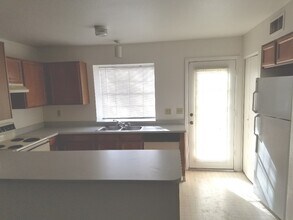 7905 W Thunderbird Rd in Peoria, AZ - Building Photo - Building Photo