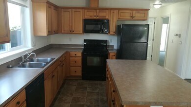 4463-4465 Blueberry Ln NE in Salem, OR - Building Photo - Building Photo