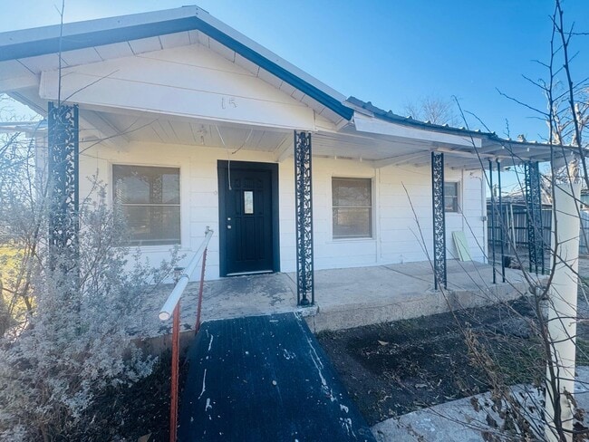 property at 15 E 24th St