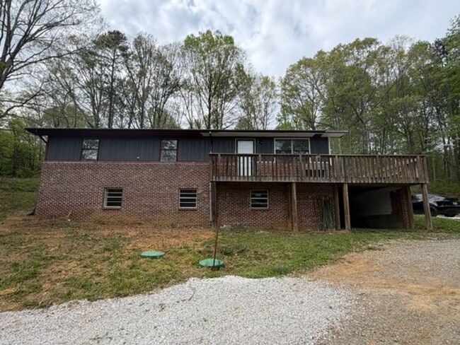 2340 Hines Valley Rd in Lenoir City, TN - Building Photo - Building Photo