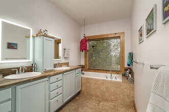 3212 E MacDonald Dr in Billings, MT - Building Photo - Building Photo