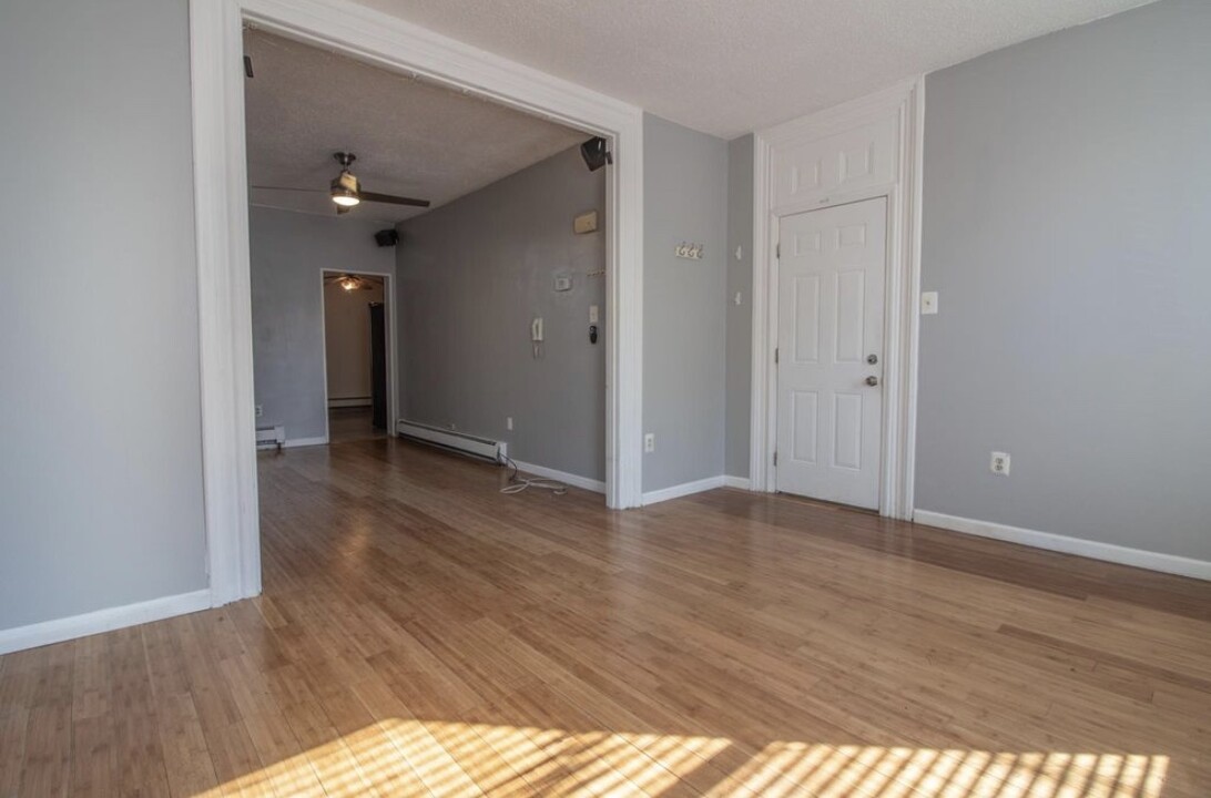 1309 Marlborough St in Philadelphia, PA - Building Photo