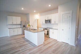 1619 Manuka Ln in Columbia, TN - Building Photo - Building Photo