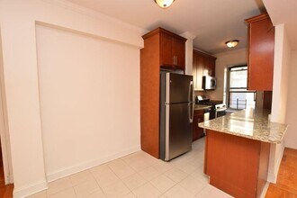 63-33 98th Pl in Queens, NY - Building Photo - Building Photo