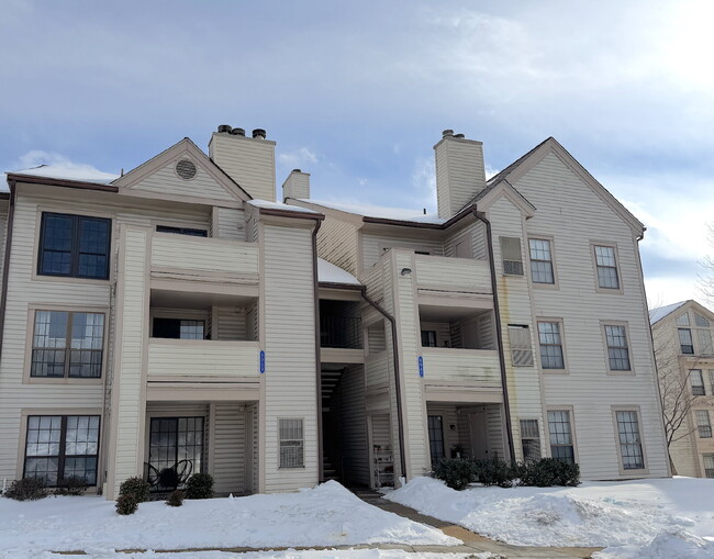 6939 Mary Caroline Cir