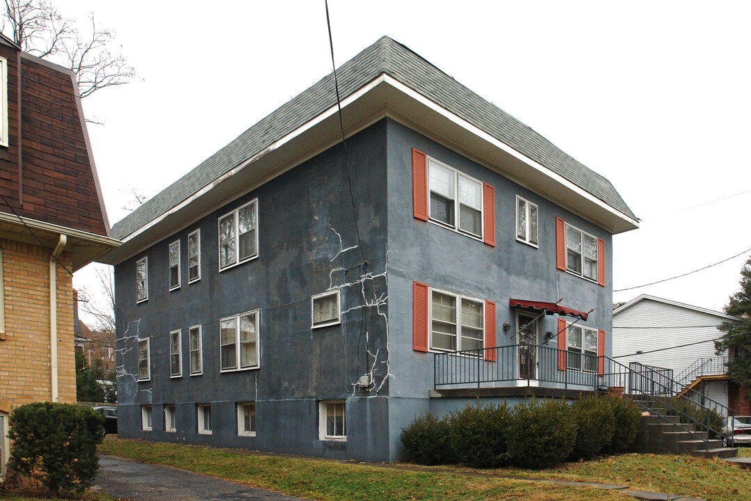 2133 Sherwood Ave in Louisville, KY - Foto de edificio