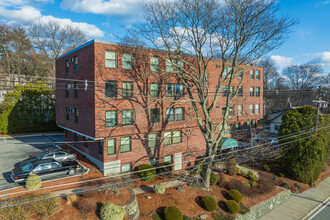 122 Main St in Stoneham, MA - Building Photo - Primary Photo