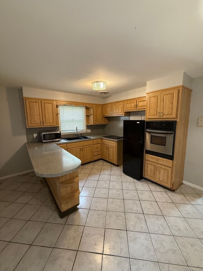 property at 46 Edgecomb St