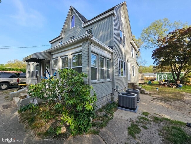 218 Arthur Ave in Chesilhurst, NJ - Building Photo - Building Photo