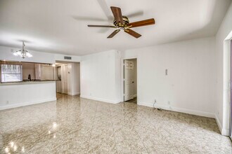 9200 SW 3rd St in Boca Raton, FL - Building Photo - Building Photo