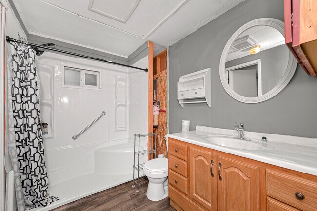 8283 Golden Valley Blvd in Maple Falls, WA - Building Photo - Building Photo