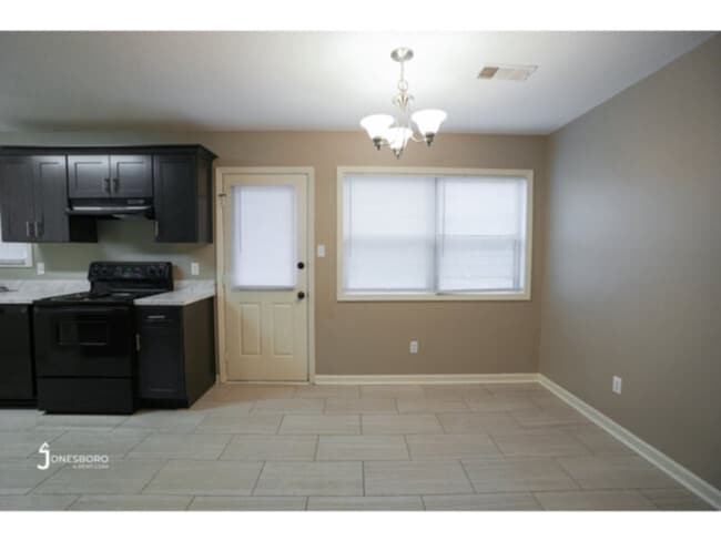 4414 Countrybrook Dr in Jonesboro, AR - Building Photo - Building Photo