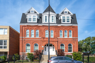 Unity Hall in Chicago, IL - Building Photo - Building Photo