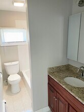 24 Hyde St, Unit 2 in Danvers, MA - Building Photo - Building Photo
