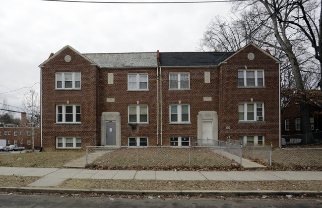 1629 28th St SE in Washington, DC - Building Photo - Building Photo