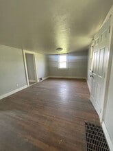 739 Martin Rd in Waterloo, IA - Building Photo - Building Photo