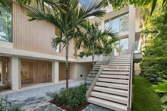 424 W Rivo Alto Dr in Miami Beach, FL - Building Photo - Building Photo