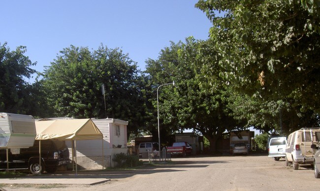 11470 W Church Ave in Fresno, CA - Building Photo - Building Photo