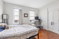 249 Summer St, Unit 3R in Somerville, MA - Foto de edificio - Building Photo