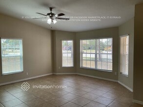 7915 Grand Pines Blvd in Lakeland, FL - Building Photo - Building Photo