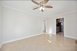 220 Armstrong St in Houston, TX - Building Photo - Building Photo