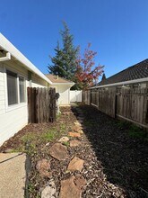 2515 Sullivan Dr in Auburn, CA - Building Photo - Building Photo