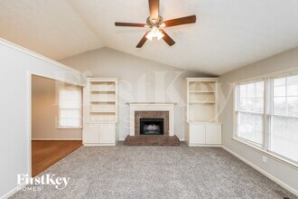 452 Maplewood Ln, Unit 403 in Acworth, GA - Foto de edificio - Building Photo