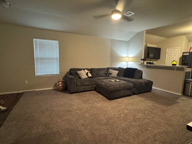 1718 N Carnley St in Stillwater, OK - Building Photo - Building Photo