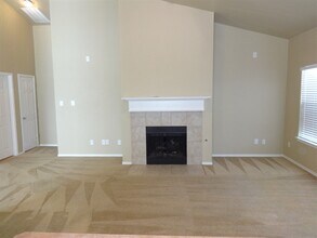 9000 Stone Mill Ln in Fort Worth, TX - Foto de edificio - Building Photo