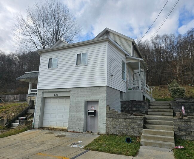 property at 633 Bessemer Ave