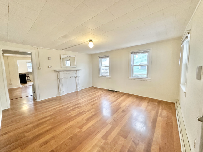 property at 1144 Upper Mulberry St