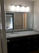 Park Terrace in Santa Clara, CA - Building Photo - Interior Photo