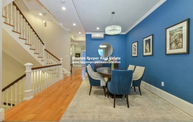 214 Beacon, Unit 3 in Boston, MA - Building Photo - Building Photo