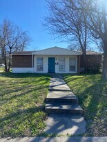 5250 Kingsbury St in Houston, TX - Building Photo