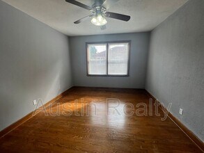 7760 Wise in Clayton, MO - Building Photo - Building Photo