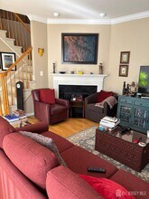 33 Central Square Park in Metuchen, NJ - Building Photo - Building Photo