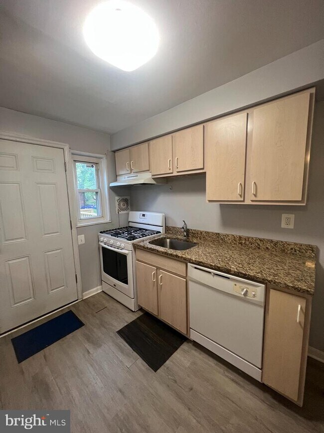 4206 Doris Ave photo'