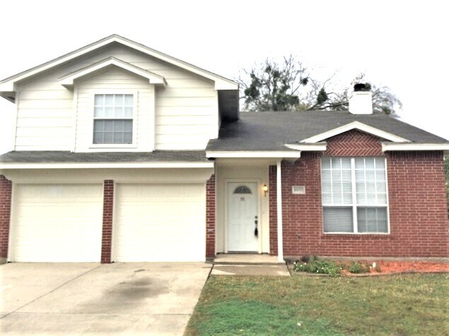 1809 Rybovich Ln in Mansfield, TX - Foto de edificio