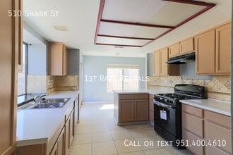 510 Shark St in Perris, CA - Building Photo - Building Photo