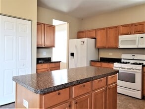 3615 Timberlake Dr in Joliet, IL - Building Photo - Building Photo