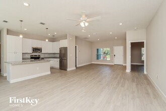 2530 Eldron Blvd SE in Palm Bay, FL - Building Photo - Building Photo