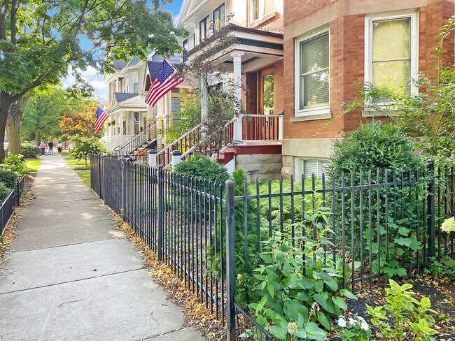 1934 W Grace St in Chicago, IL - Building Photo - Building Photo